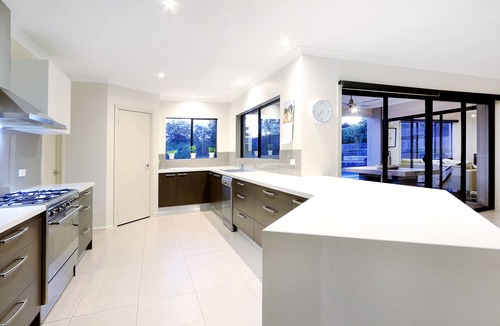 Mount Martha House | Magnolia Magic on Martha's Mountain