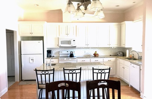 Landon Branch House | Magnolia Market - 4 Miles away