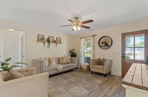 Live Oak House | Magnolia Oaks Summary