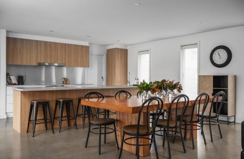 Porepunkah House | Magnolia on Monash