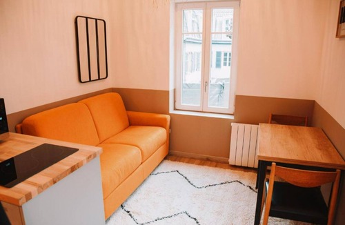 Ep 21 - Saint-Paul Apartment | Magnolia Park