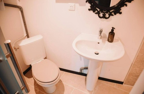 Ep 21 - Saint-Paul Apartment | Magnolia Park