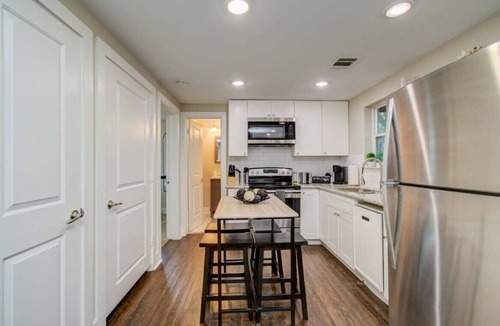 Greater East End House | Magnolia Park Urban Retreat - 2-BD/1-BA with Yard!