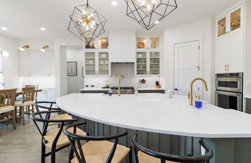 Manor House | Magnolia Ranch Cottage Private Luxury Retreat ★New · 5 bedrooms · 5bd · 4ba