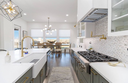 Manor House | Magnolia Ranch Cottage Private Luxury Retreat ★New · 5 bedrooms · 5bd · 4ba