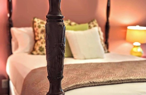 Oswego Bed & Breakfast | Magnolia Suite- The Belvedere Inn