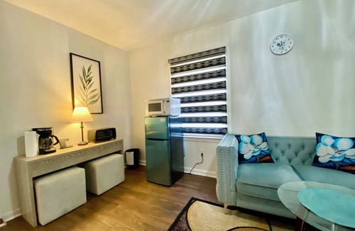 Tougaloo House | Magnolia Suite Vacation Home -Private Entry, Old Canton N. Jackson