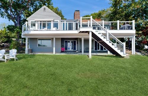 Gloucester House | Magnolia Tides