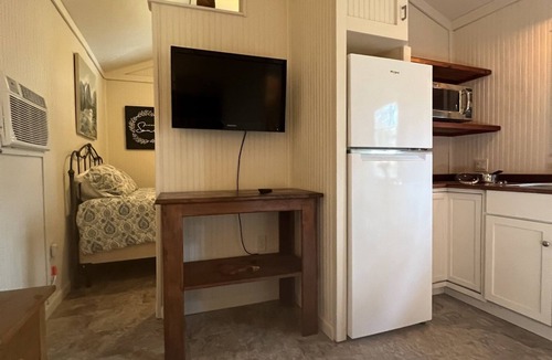 Magnolia House | Magnolia Tiny House in the Country