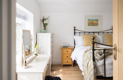 Newark House | Magnolia Tree Barn