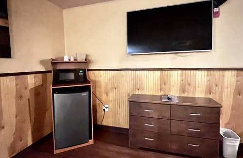 New Cumberland Hotel | Magnuson Grand Harrisburg