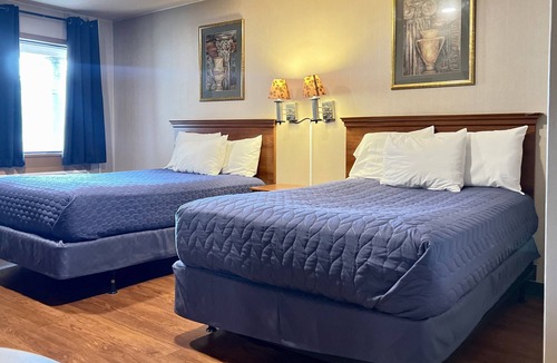 New Cumberland Hotel | Magnuson Grand Harrisburg