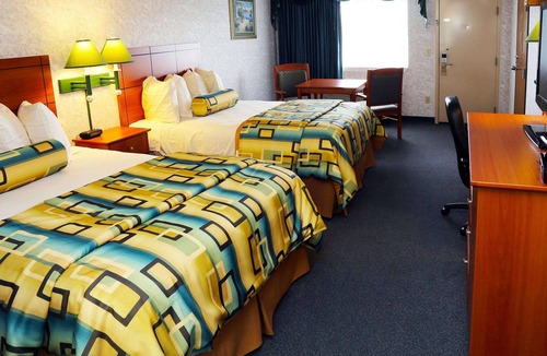 Howell Hotel | Magnuson Hotel Howell