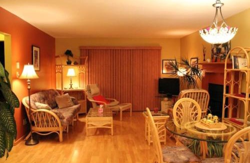 Magog Apartment | Magog Lovely Vacation Home
