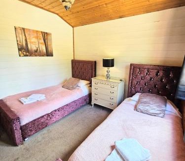 Warminster House | Magpie 3 HuntersMoon-Longleat-Warminster-Bath