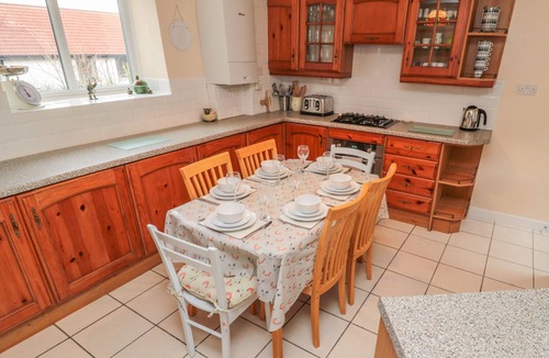 Wooler House | MAGPIE COTTAGE, pet friendly, with open fire in Wooler