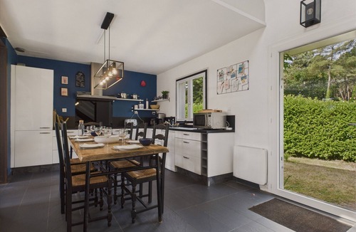 Asserac House | Mahé Bridge - 300m Beach - 7 adults - 5 children
