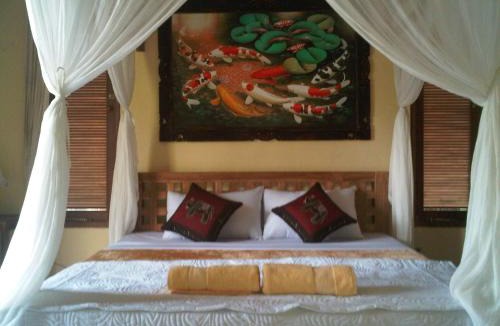 Sidemen House | Maha Neka Villa