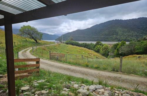 Linkwater House | Mahakipaoa Cabin