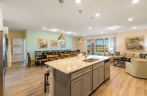 Davenport House | Mahalo Magical Mansion