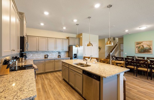 Davenport House | Mahalo Magical Mansion