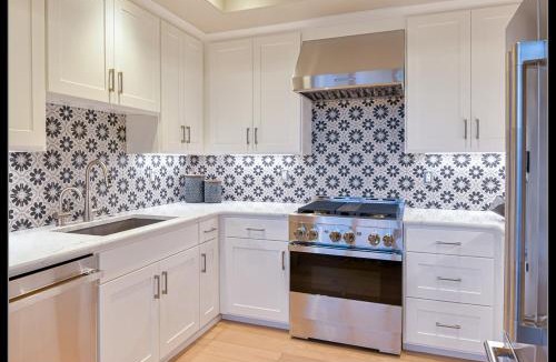 Historic Downtown District Apartment | Mahar Homes - Plaza North on First