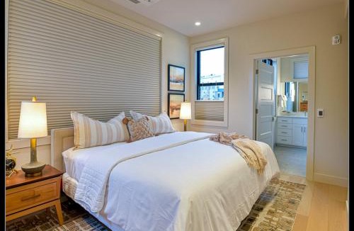 Historic Downtown District Apartment | Mahar Homes - Plaza North on First