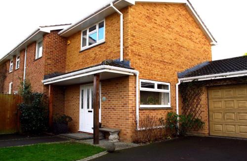 Lee-on-the-Solent Bed & Breakfast | Mahe - Lee on the Solent