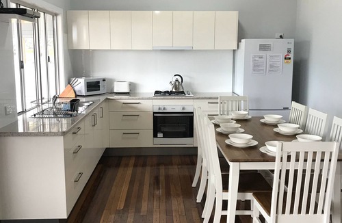 Maheno House | Maheno Cottages "Yenningee Bora"