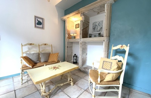 Saint-Andre-de-Roquepertuis House | Maison de Village L'atelier D'henri