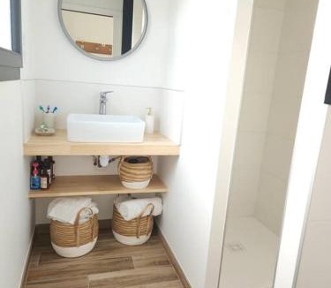 Saint-Maurice-les-Chateauneuf House | Maisonnette avec terrasse