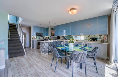 Mission Beach Condo | Mai Tai Retreat Mission Bay Front Walk to Beaches