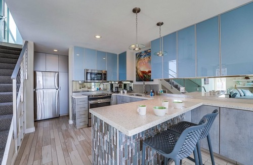 Mission Beach Condo | Mai Tai Retreat Mission Bay Front Walk to Beaches