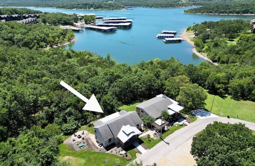 Indian Point House | Maia House – Luxury Waterfront Retreat w/Resort Amenities
