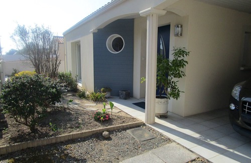Bretignolles-sur-Mer Villa | Maidon DE Vacances Pour 6 A 8 Personnes A 300m DE LA MER ET 800m DES Commerces