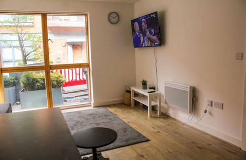 Birmingham City Centre Apartment | Mailbox Manor