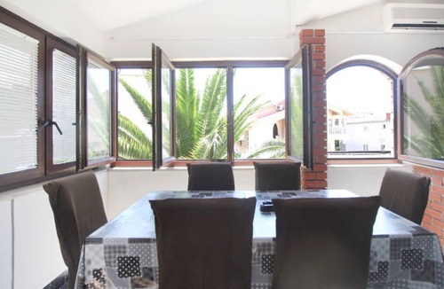 Donja luka Apartment | Main beach apartment Goran