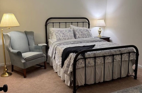 Canton Apartment | Main St Quiet Luxury Apartment