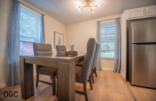 Ceredo House | Main Street Manor