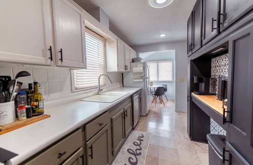 Lindsborg House | Main Street Stay