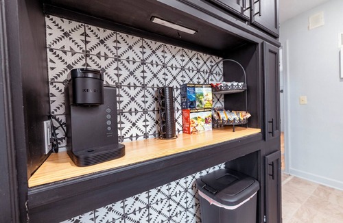 Lindsborg House | Main Street Stay