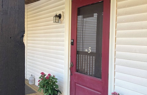 Fiskdale Apartment | Main Street Suite in Sturbridge