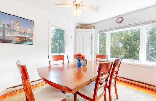 Tisbury Apartment | Main Street Upper