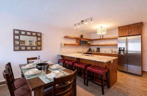 Downtown Park City Apartment | Main Street | Walk to Shopping | Private Balcony