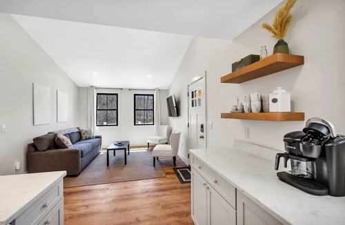 Ellsworth House | Maine Acadia Retreat