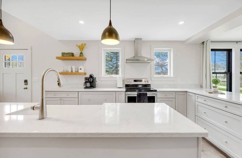 Ellsworth House | Maine Acadia Retreat