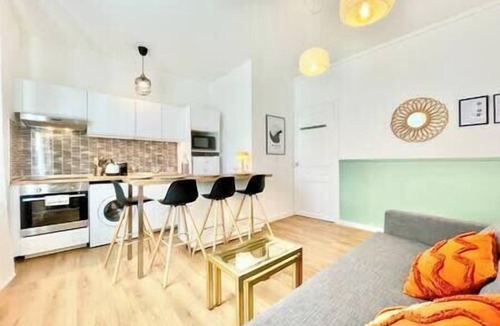 Saint-Nazaire Apartment | Maine I Close to the train station I Comfortable