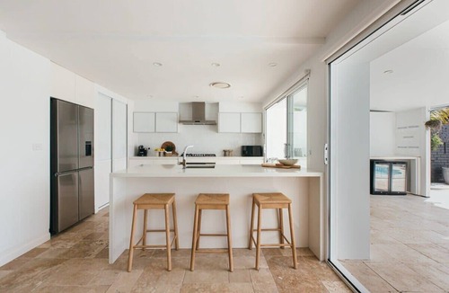 St Huberts Island House | MainSail by Coast Hosting