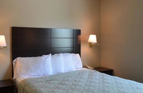 Phoenixville Hotel | Mainstay Inn