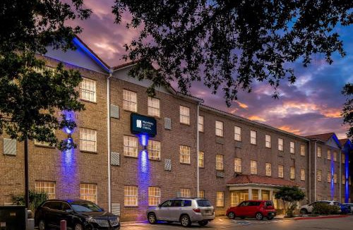 Addison Hotel | MainStay Suites Addison-Dallas